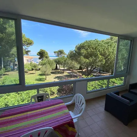 Apartment Pour 4 Pers, Proche Plage, Parking, Terrasse, Commerces A Proximite - Fr-1-81-559